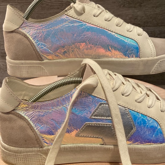 Dolce Vita Zaga Women’s Sneakers, Silver Iridescent Leather 8.5M - Picture 8 of 12